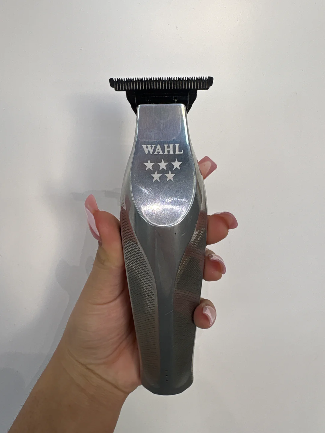 Wahl Professional Hi-Viz Cordless Trimmer - Image 3